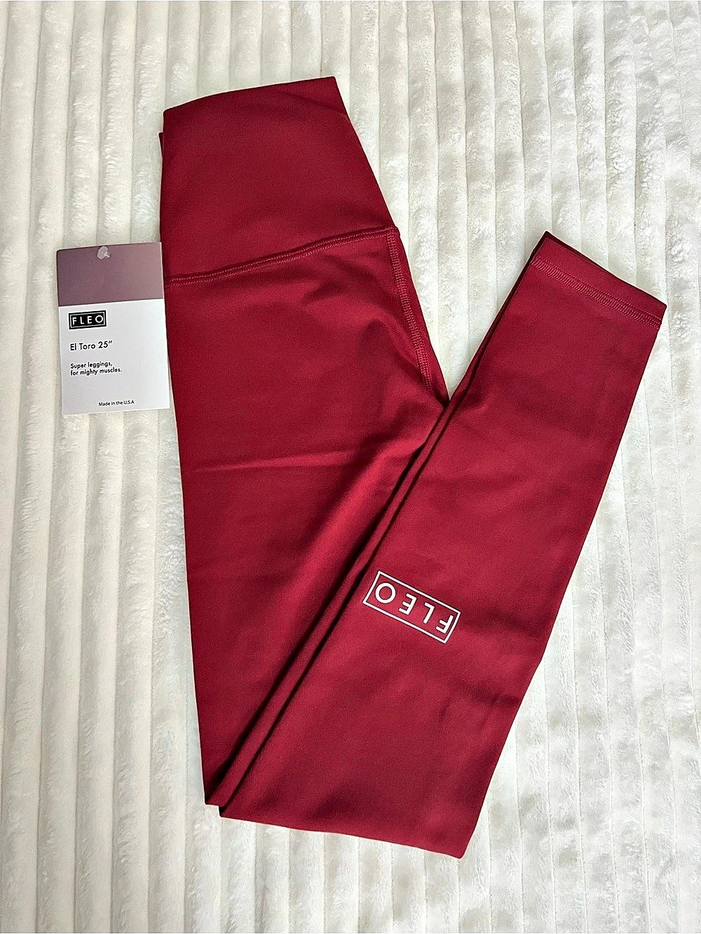 FLEO El Toro Legging 25" Burgundy XS NWT